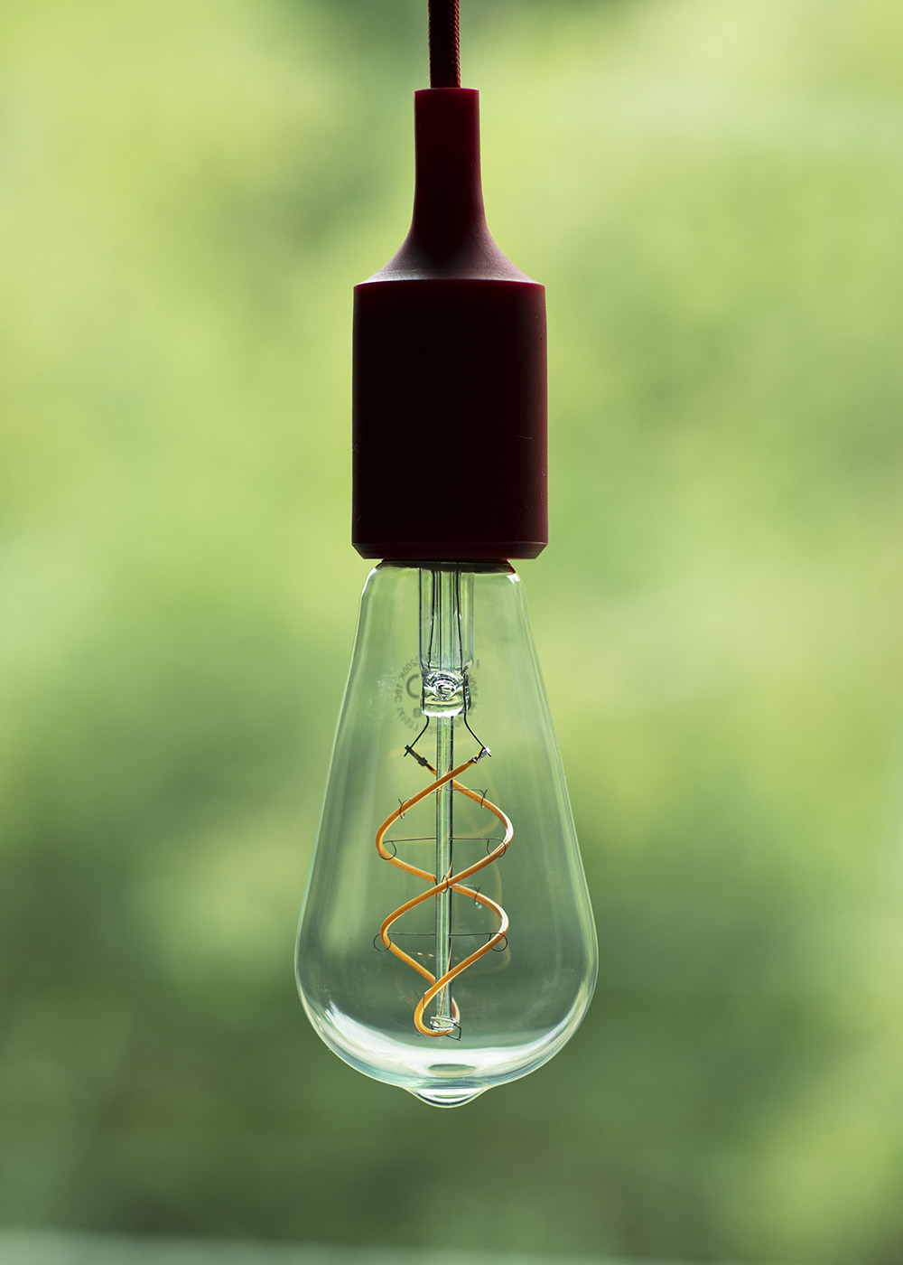 Spiraled Basic ST64 e27 dim 4W (28W) 300LM 822 helder