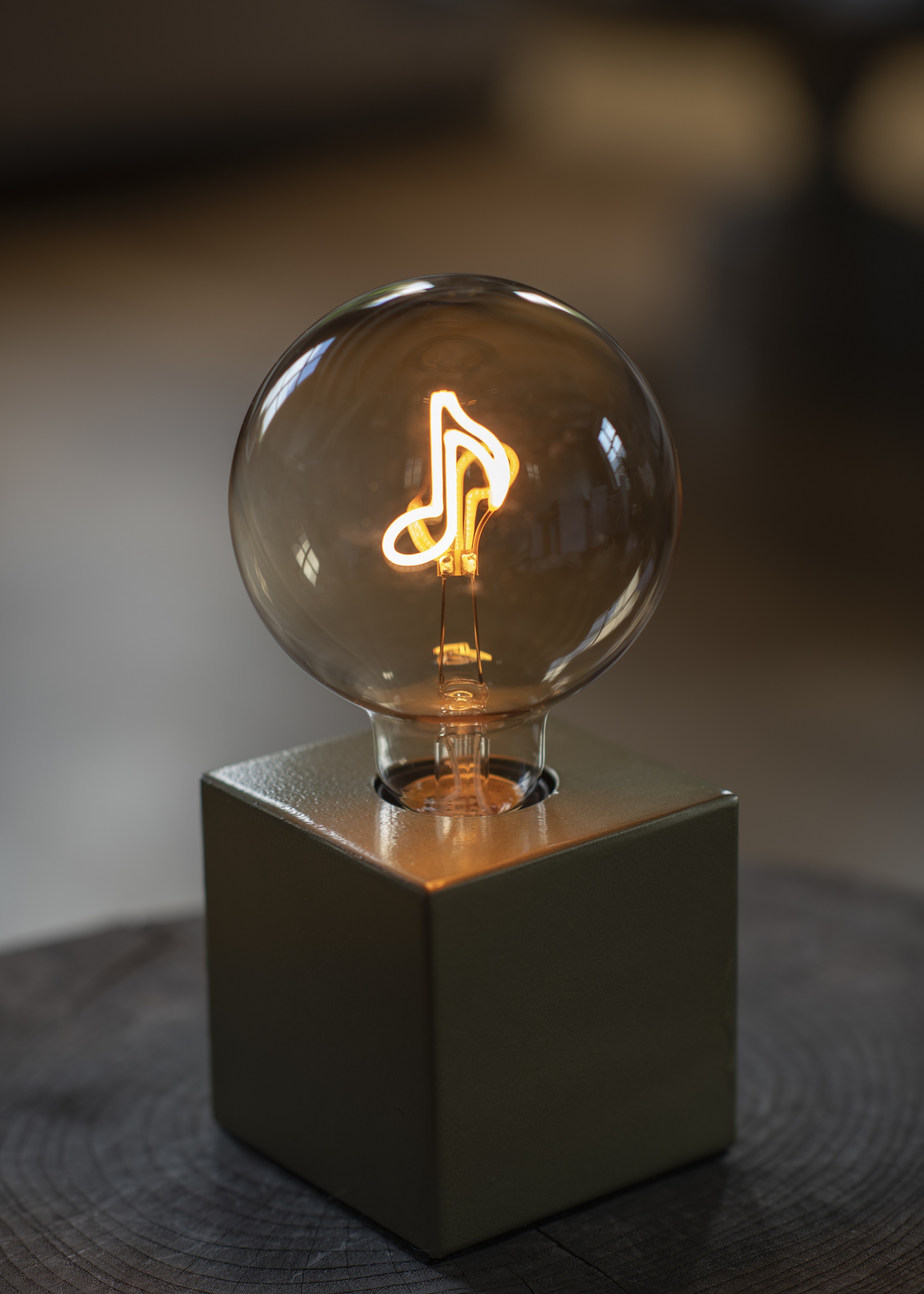 Bailey Effects by Bailey lights Led Silhouette note G95 e27 dim 2W 90LM 920 goud