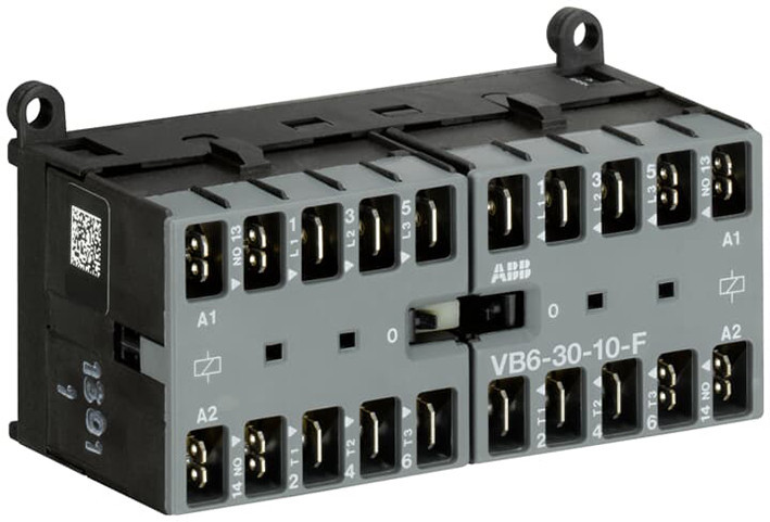 ABB Componenten Magneetschakelaar / B mini Mini Omkeermagneetsch. 4KW 400vac 3polig spoelcode (8..0) hulpcontact