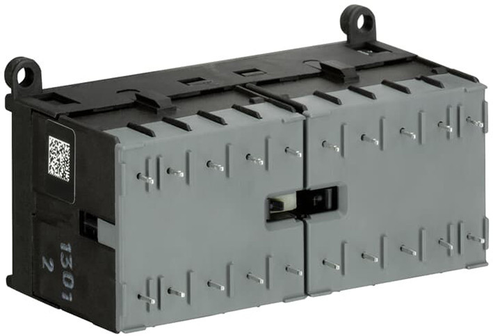 ABB Componenten Magneetschakelaar / B mini Mini Omkeermagneetsch. 5,5KW 400vac 3P spoelcode (0..1) hulpcontact 1N