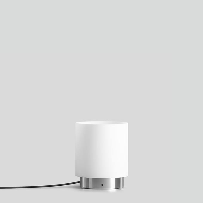 Bega Tafellamp Voor binnentoepassing, aluminium gepolijst 3000 K