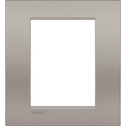 Bticino Livinglight afdekraam 1V verticaal beige ip20