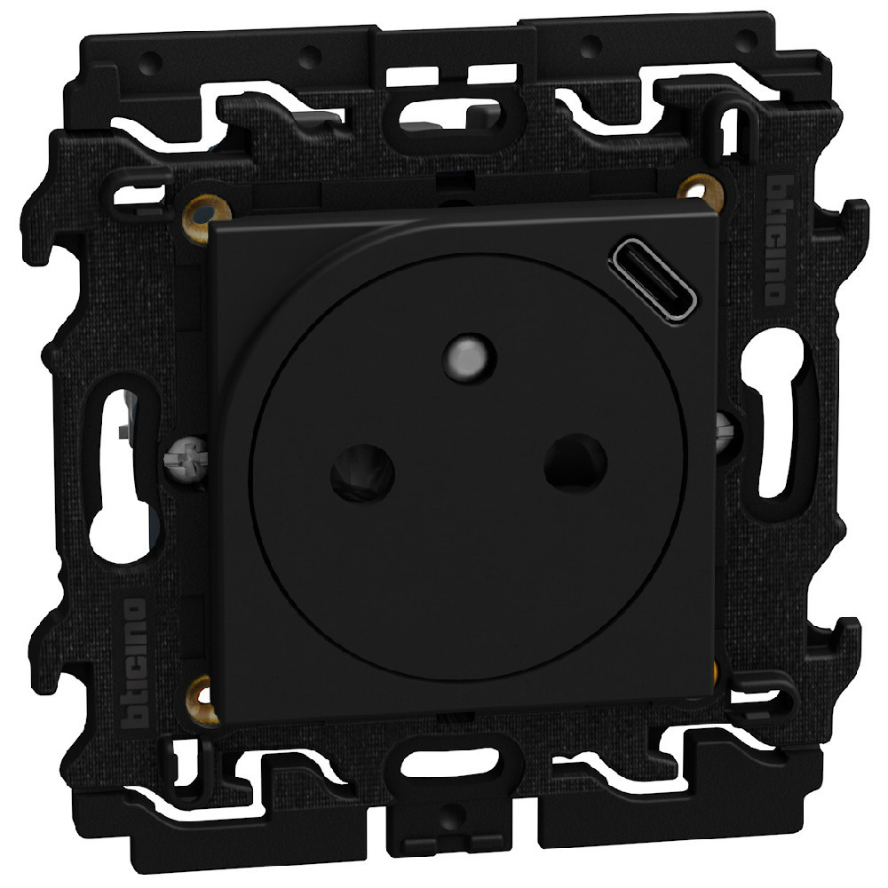 BTicino Schakelmateriaal Light Now vlakke WCD 2p+penaarde met usb type C - 2 modules - zwart