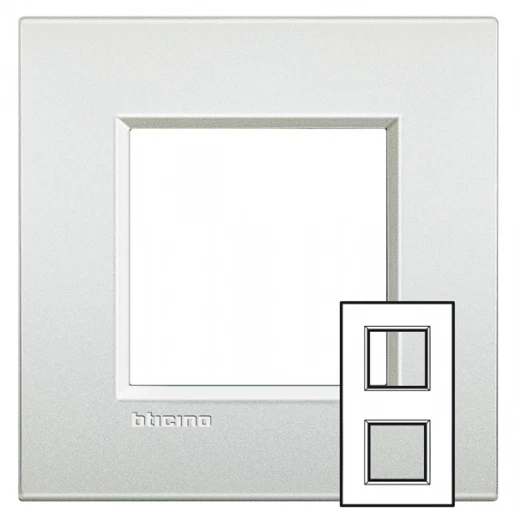 BTicino Schakelmateriaal Livinglight Air NL afdekraam 2x2 modules parel wit