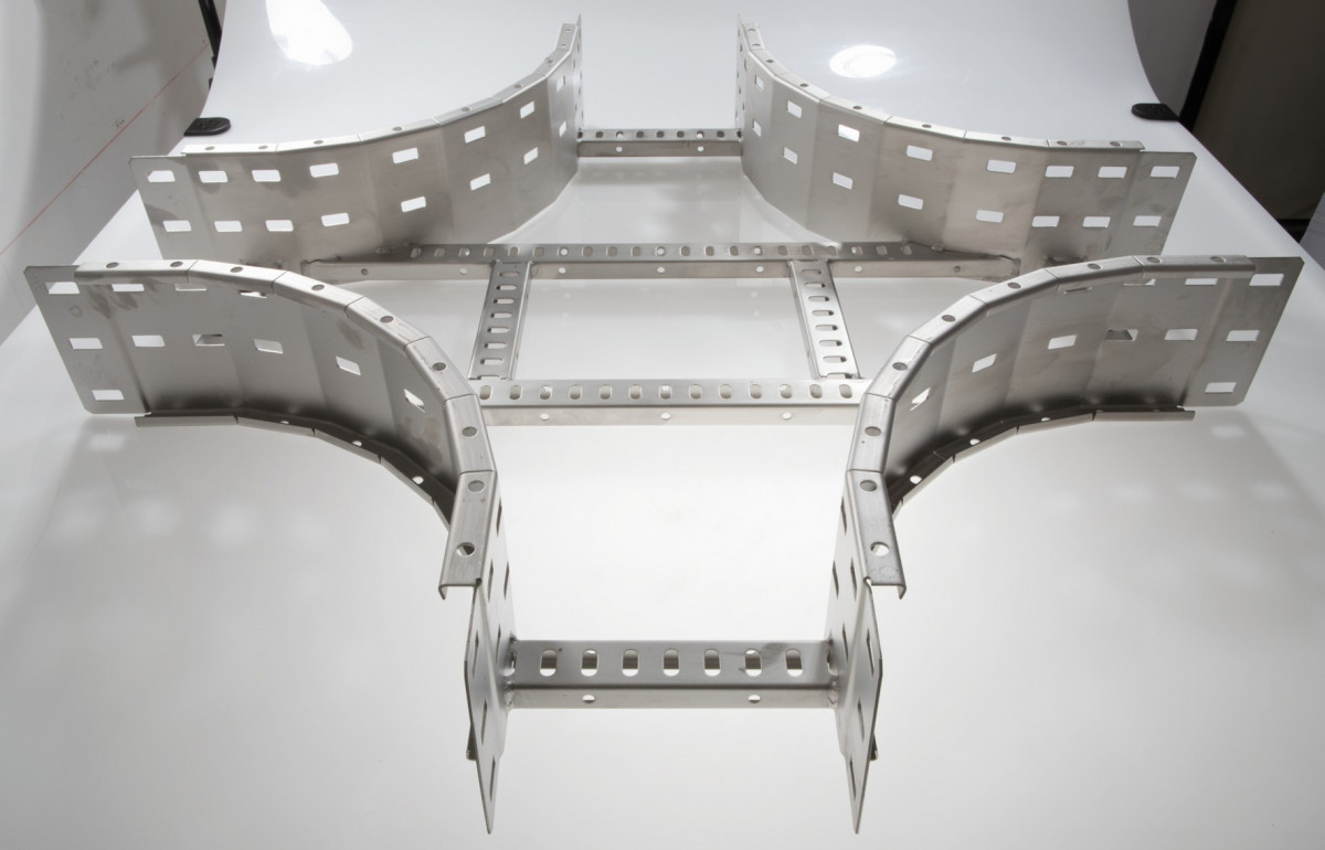 Gouda Holland Gouda Kabelladder Crafty MF 150.900 al kruisstuk R300