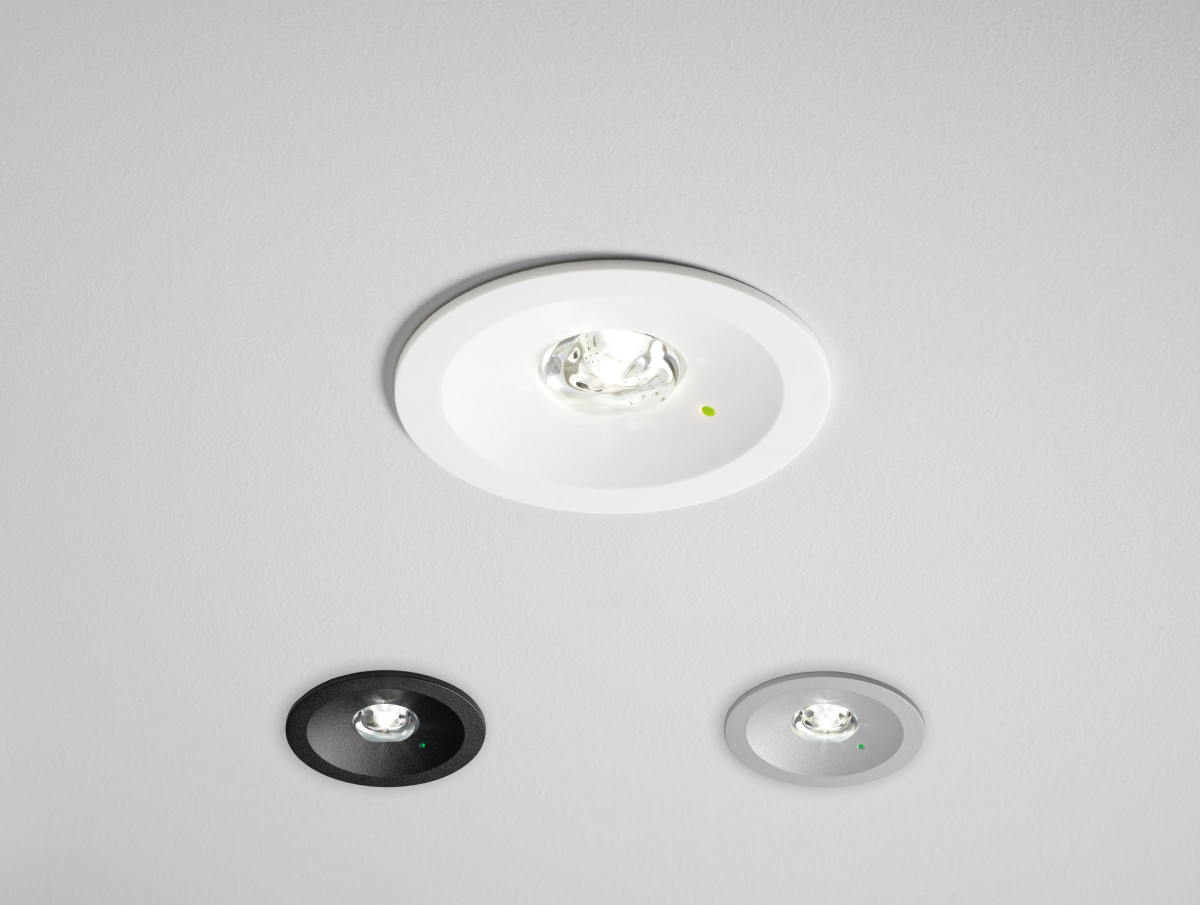 Etap K6 <p>minimalistisch Design rond noodverlichtingsarmatuur voor anti-panie