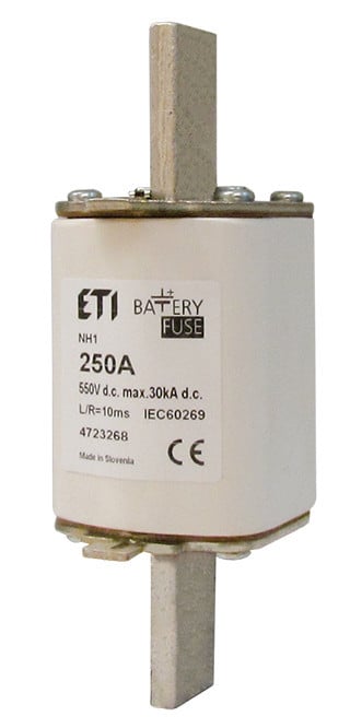 ETI Zekering NHS3 gBat Zekering NHS3/110 gbat 425a/550V DC 4725274