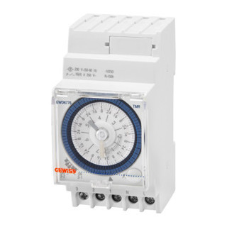 Gewiss 90 AM-serie Wekelijkse Tijdschakelaar - laadreserve 150H - 1 omschakelingscontact