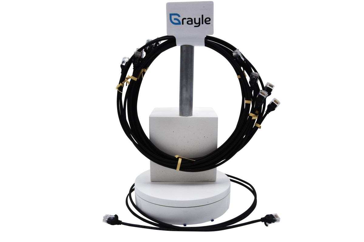 Grayle U/Utp cat.6a awg28 LSZH molded black 1.0 M