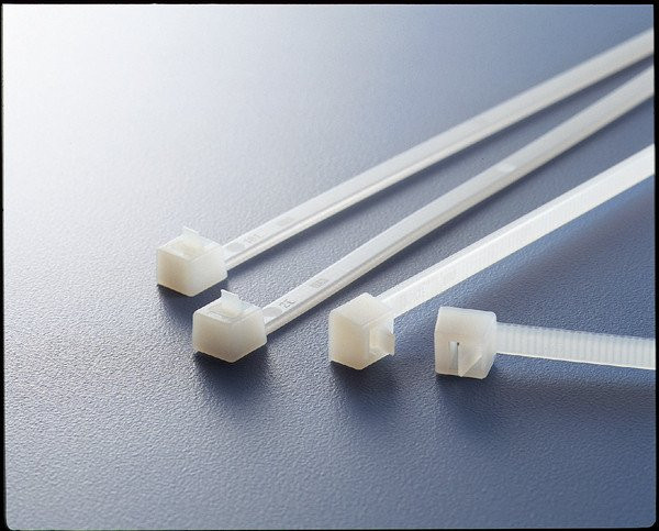 HellermannTyton RELK-Series Bundelband Hersluitbaar 300x4,6 zwart zak 100 ST.