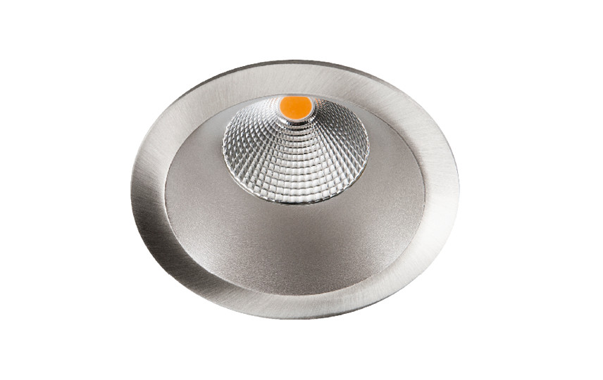 Junistar Soft geborsteld staal 790LM 3000K ra 98 fase afsnijding