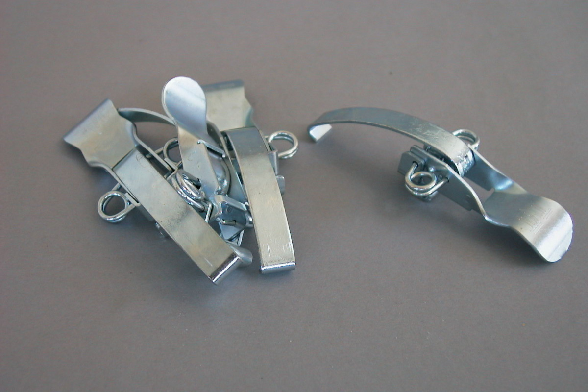 Nefit KLEMBEUGEL            SE4