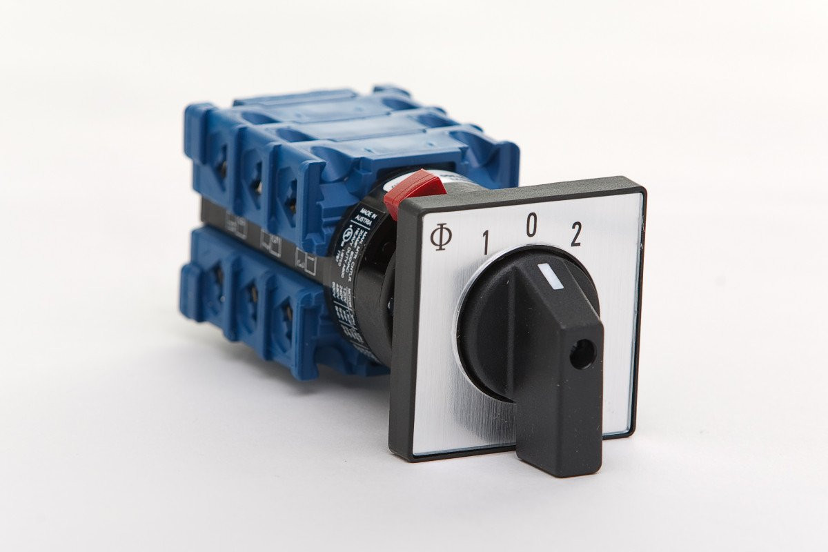 Kraus & naimer motoromkeerschakelaar 20a 3 polig 1>0