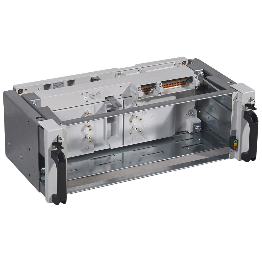 Legrand Basis is 333 WWW 3P DPX3 250 zonder aardlekbeveiliging