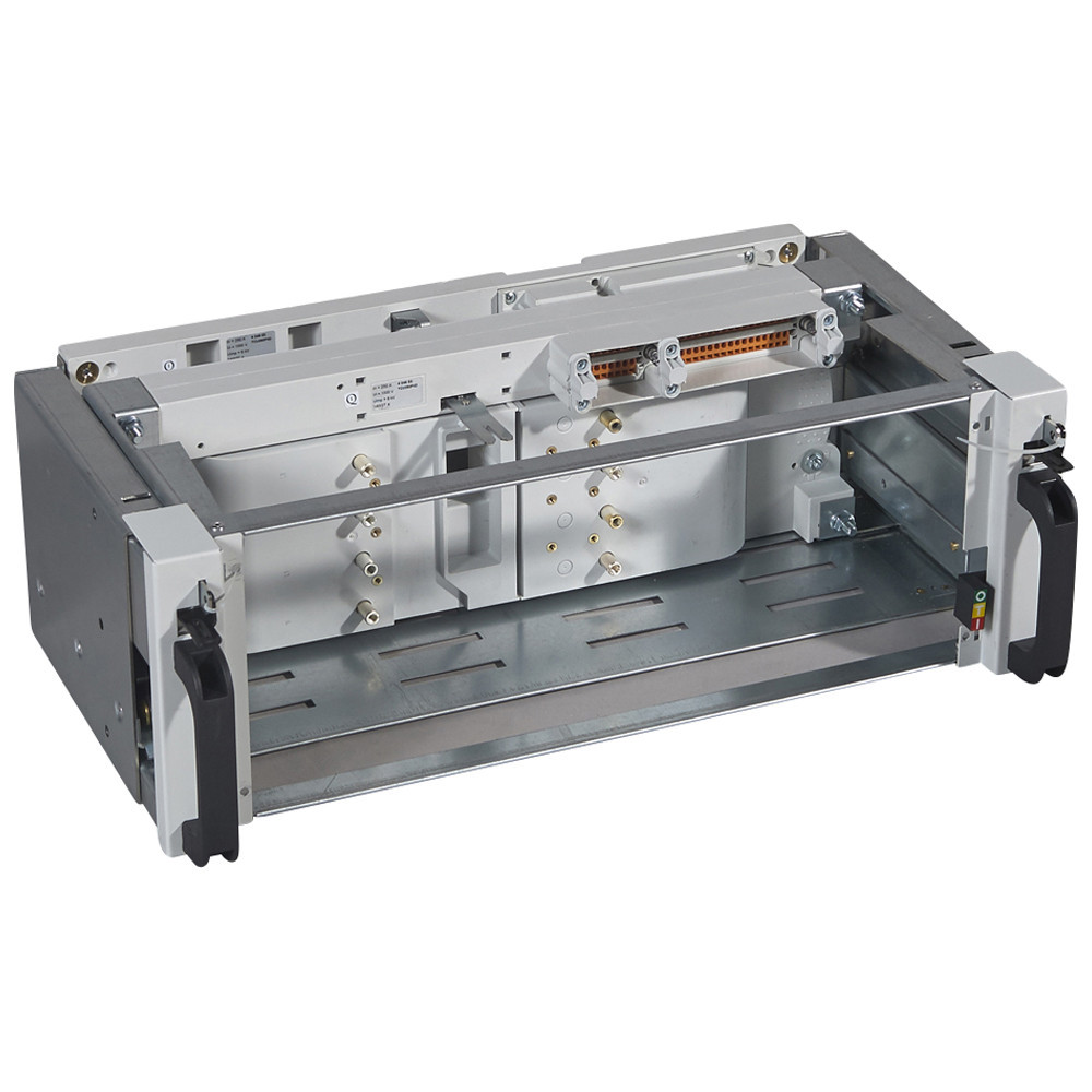 Legrand Basis is 333 WWW 4P DPX3 250 met aardlekbeveiliging