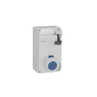 Legrand Cont.D.eenh.P17 200V 32a 2p+a ip 55-ik 08-met schakelaar