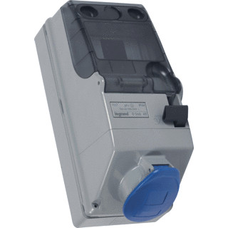 Legrand SC WCD 230V 32A 3P IP44   RGU