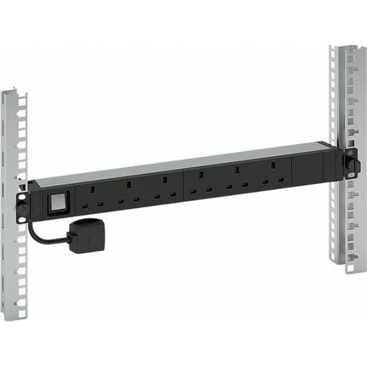 Legrand Pdu 19 inch 6xbritish standard schak. 3MTR snoer BS1363 stekker