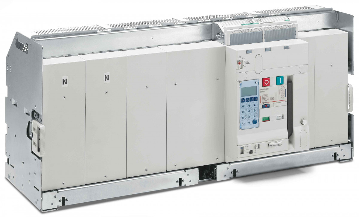 Legrand Air Circuit Breaker Vermogenautomaat DMX³ 6300 uitrijdb. versie 4P 5000a - 100ka 415vac