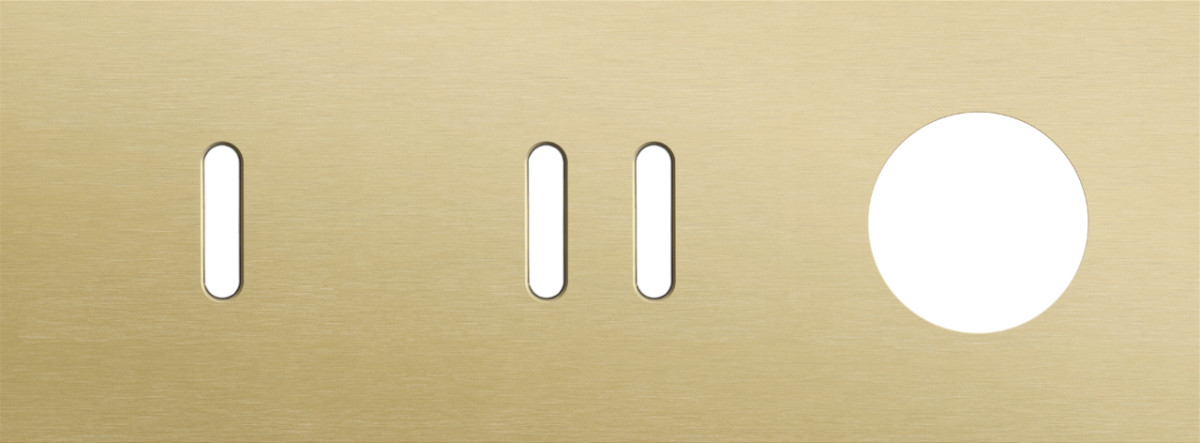 Niko Switches & Sockets Drievoudige Afdekplaat, horizontaal 71 MM centerafstand,voor een enkel