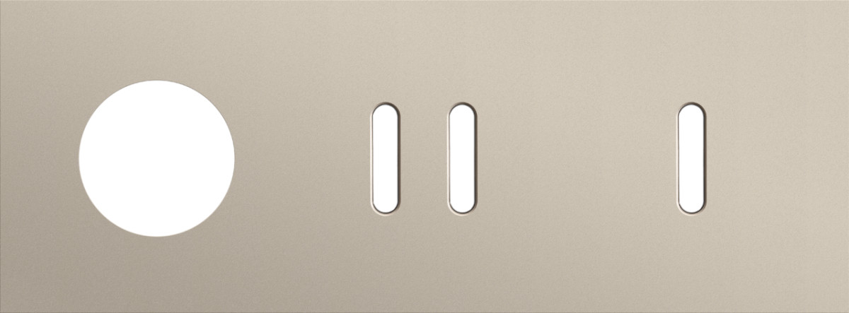 Niko Switches & Sockets Drievoudige Afdekplaat, horizontaal 71 MM centerafstand,voor een stopc