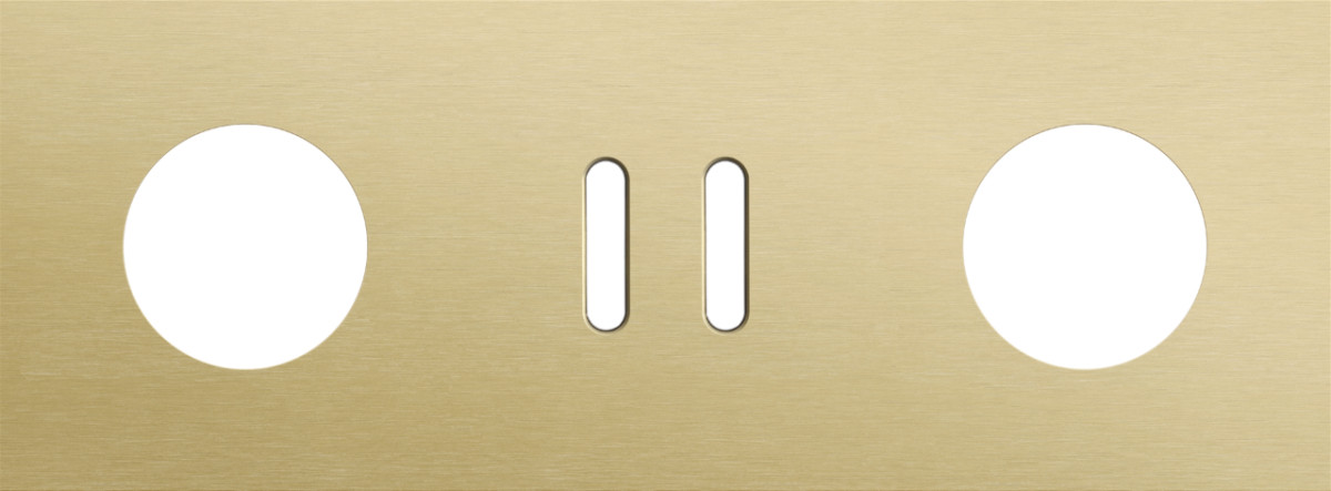 Niko — Drievoudige Afdekplaat, horizontaal 71 MM centerafstand,voor een stopc