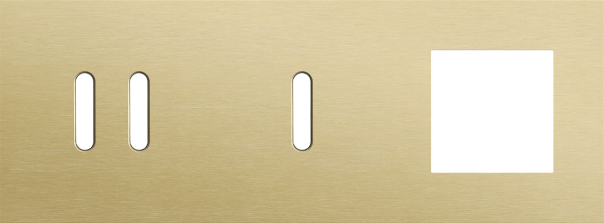 Niko — Drievoudige Afdekplaat, horizontaal 71 MM centerafstand,voor een tweev