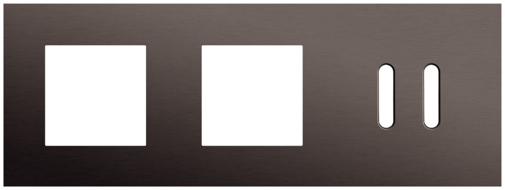Niko Switches & Sockets Drievoudige Afdekplaat, horizontaal 71 MM centerafstand,voor twee 45 X