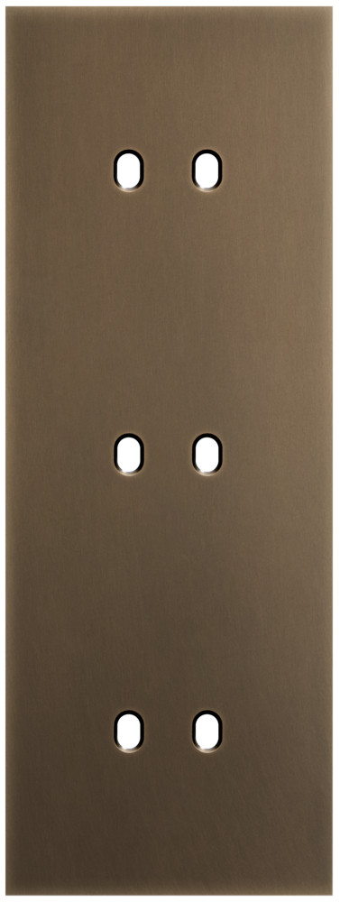 Niko Switches & Sockets Drievoudige Afdekplaat, verticaal 71 MM centerafstand, voor drie tweev