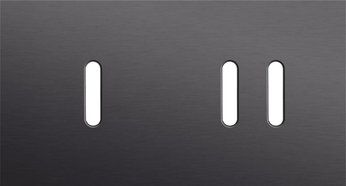 Niko Switches & Sockets Tweevoudige Afdekplaat, horizontaal 71 MM centerafstand, voor een enke