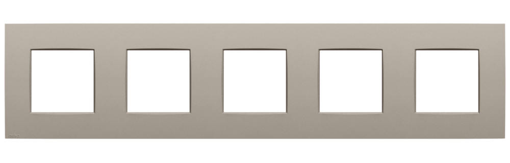 Niko Switches & Sockets Vijfvoudige Afdekplaat, 71 MM centerafstand, intense claystone te