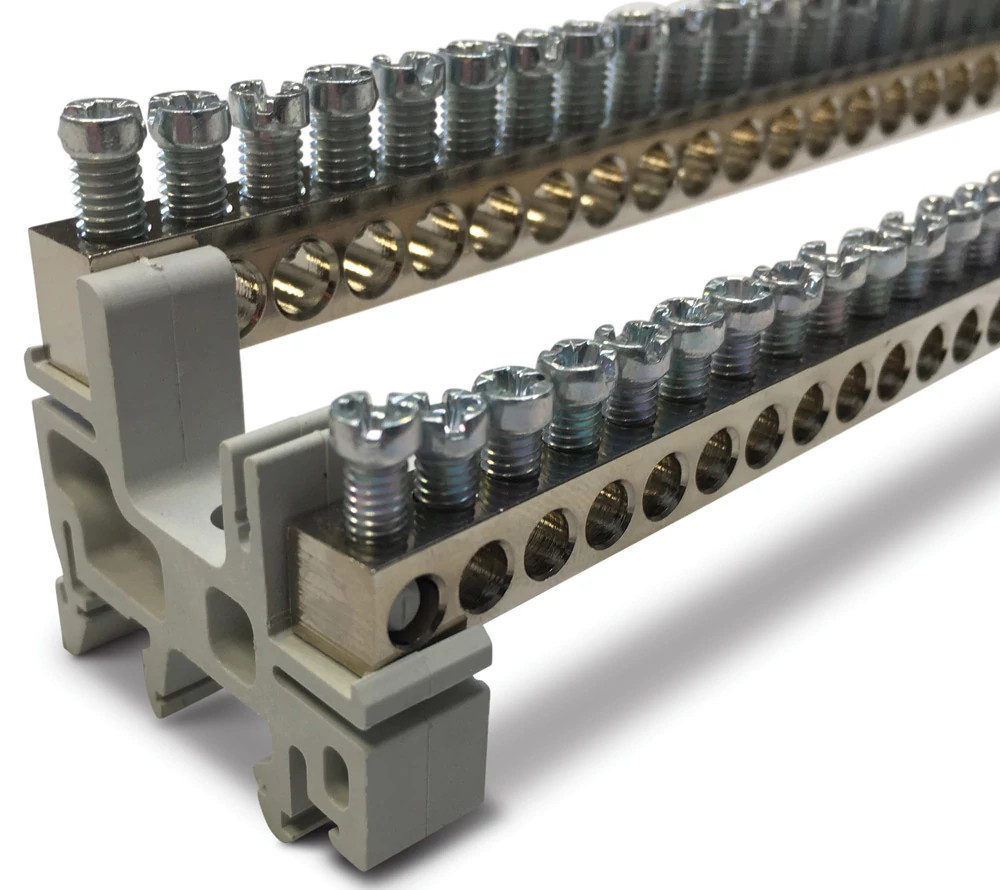 nVent ERIFLEX Aardingsrails Busbar Voor aarding en N-geleider, vernikkeld messing, 166 aansl.