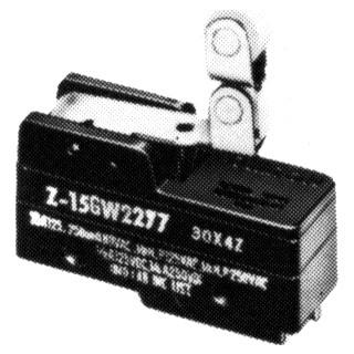 Omron Basis korte hefboom met rol snap-action 1xwissel 15 A schroefaa