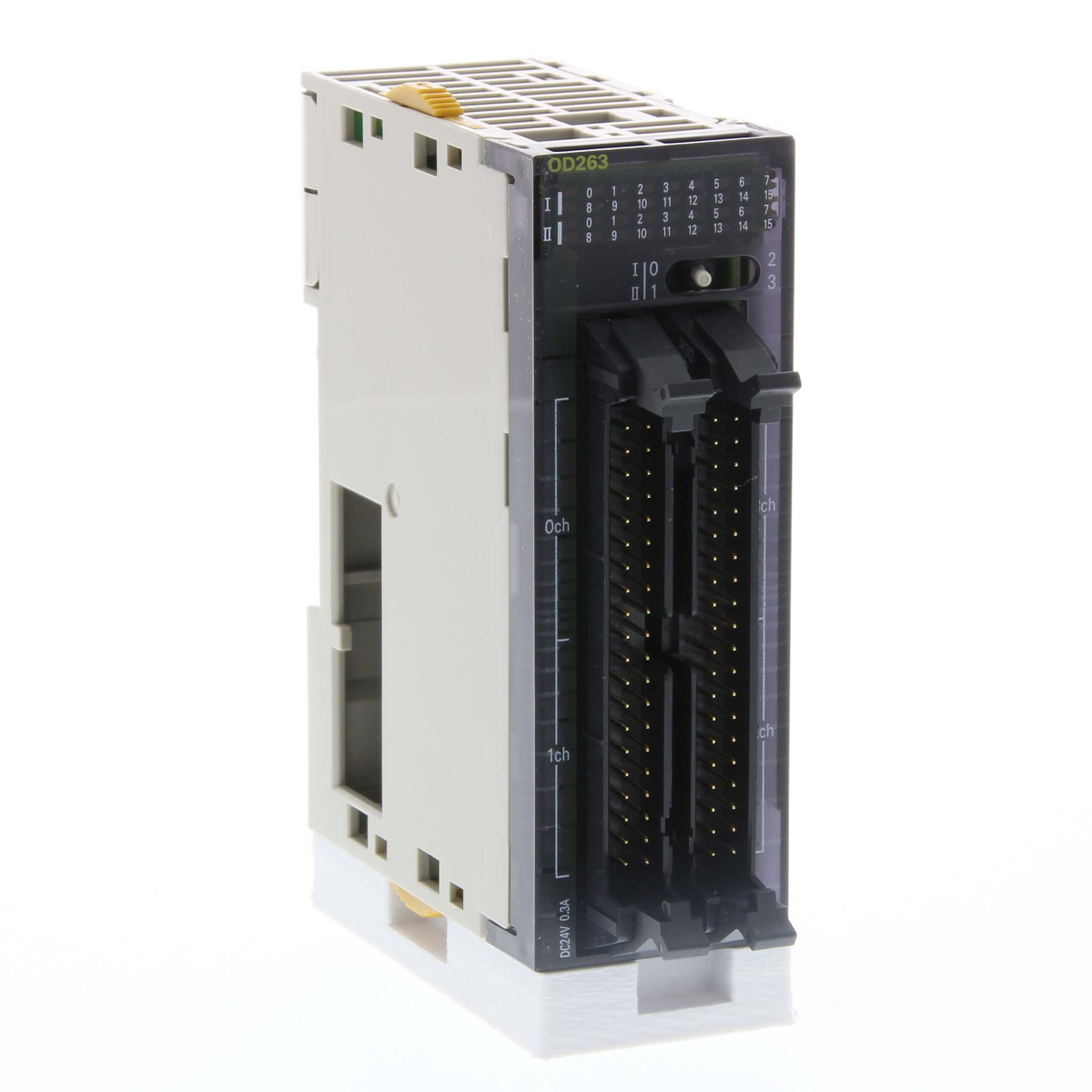 Omron Programmeerbare besturingen CJ1 / C CJ I/O, 64 uit, transistor NPN, 12 tot 24 VDC / 0,3 A, met 2 X 40 punt
