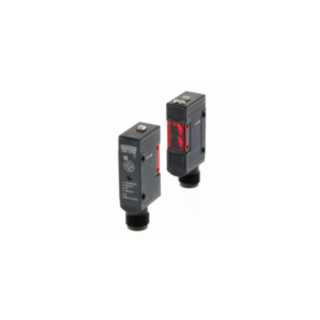 Omron Zender-ontvanger 7 M verticaal PNP M12 connector