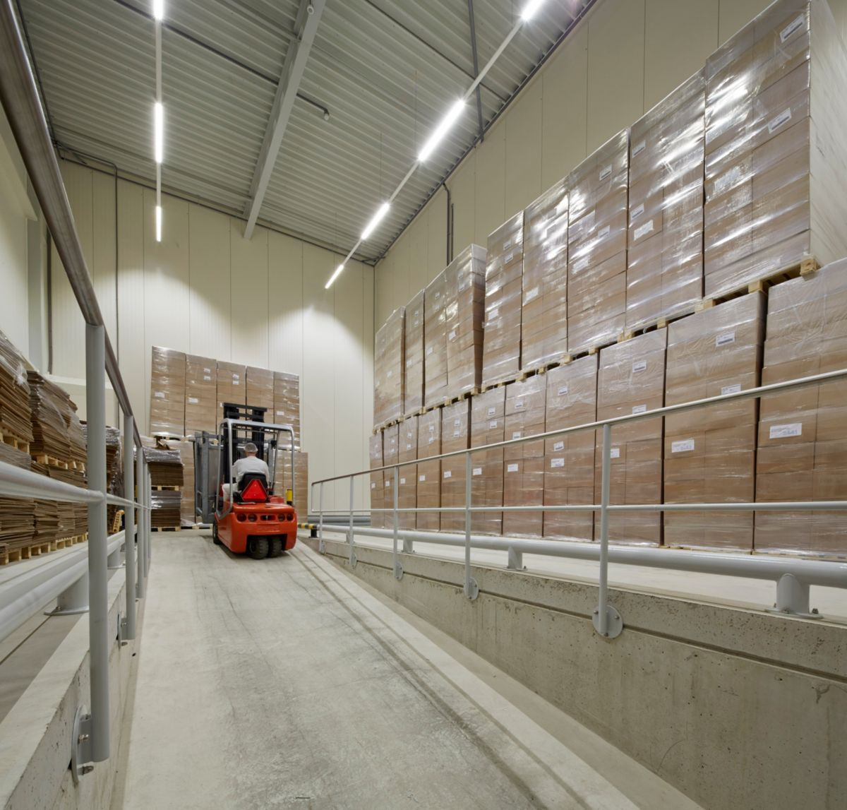 Philips Maxos Fusion LL523T 4x2.5 +8x1.5 gen2 si