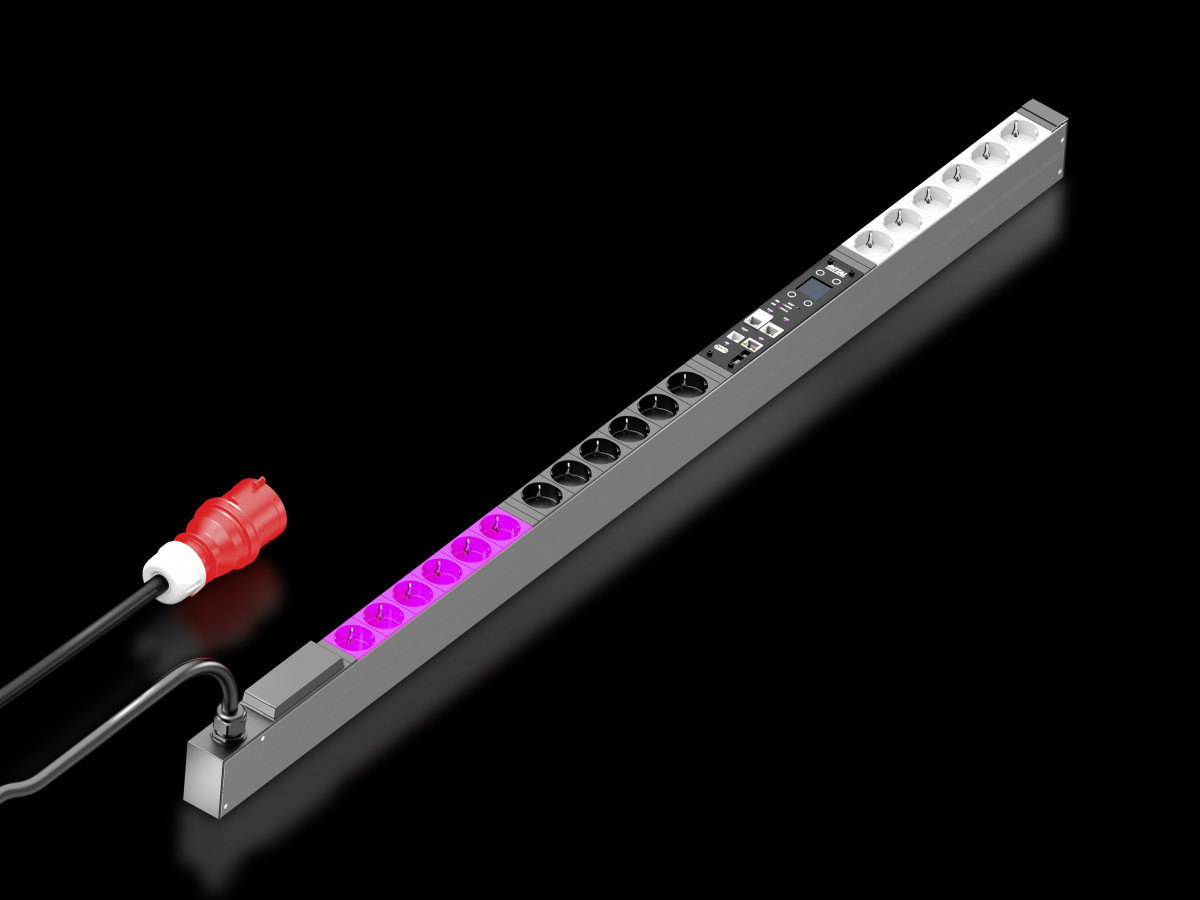 Rittal PDU Pdu Metered 16a/3F 18xschuko