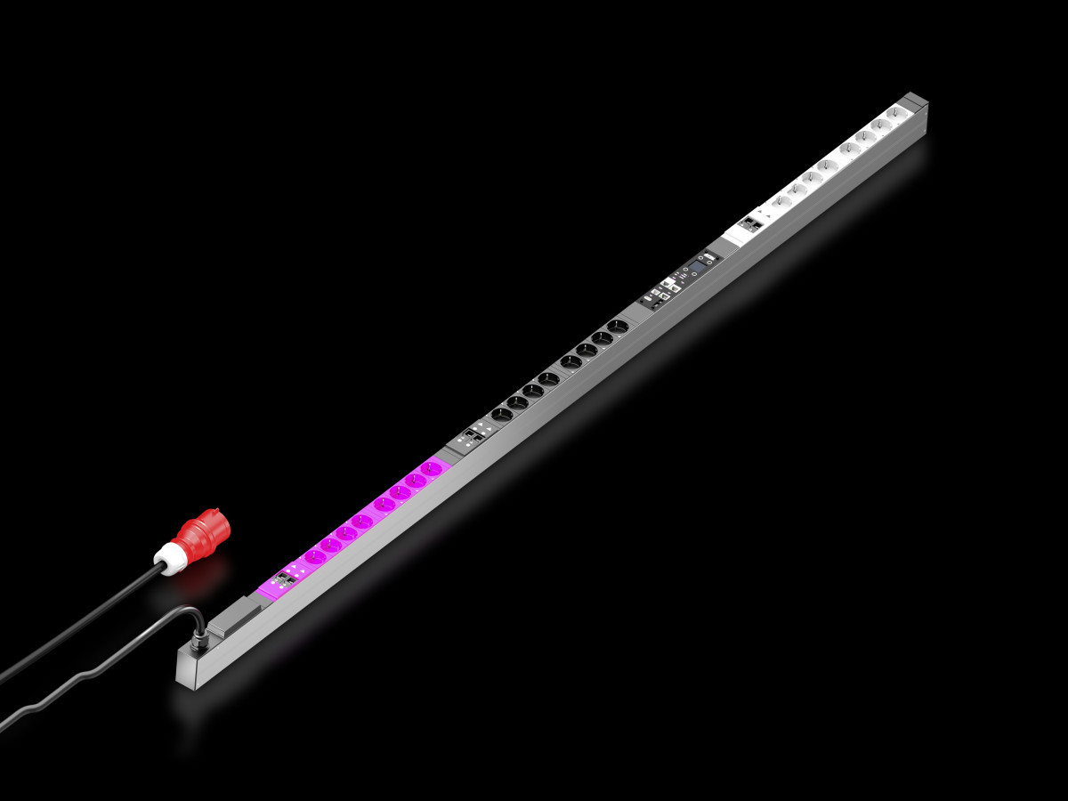 Rittal PDU Pdu Metered 32a/3F 24xschuko