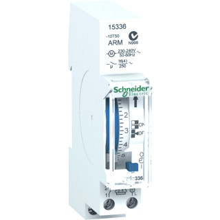 Merten Ih schakelklok 24u+gangreserve 1K