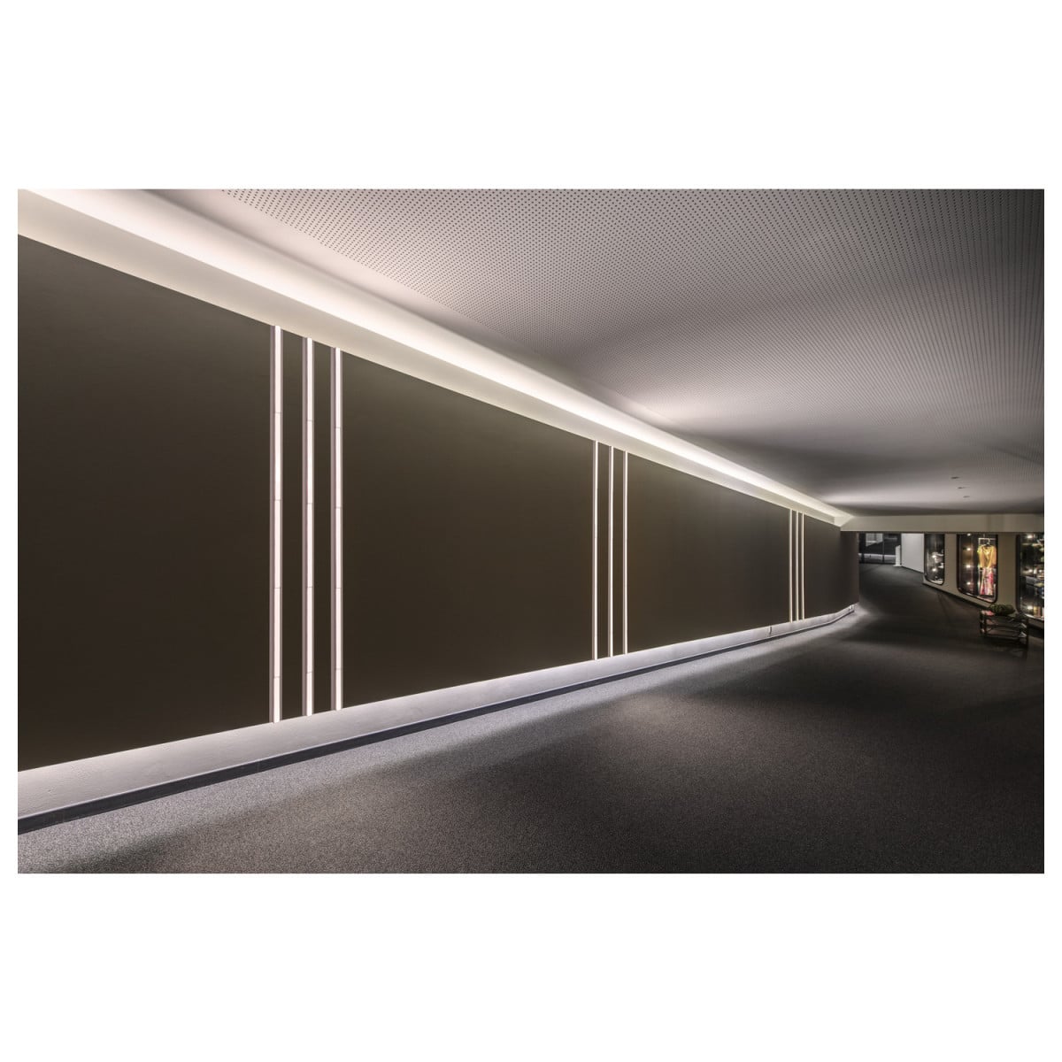 SLV 48V SYSTEM In-Line 44 48V track, opaal, dali, spot, wit, 14W, 1180LM, 3000K, cri