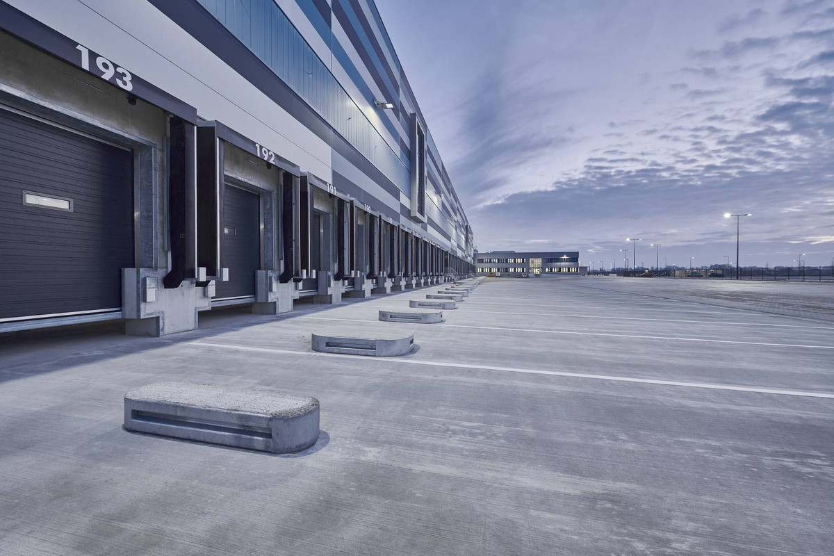 Trilux Lumena Plus 40 Schijnwerper / spot lumena plus 40 clo (normaal) lens grijs et 53W 70