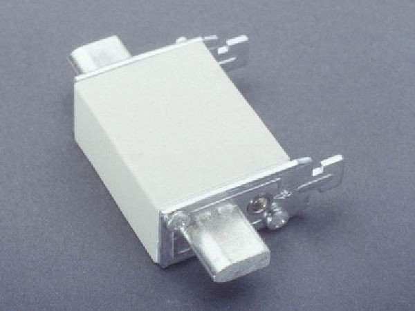 Wöhner NH zekeringen smeltpatroon (mes) NH000 6a